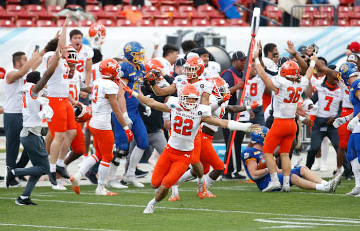 Zyon McCollum, Sam Houston1